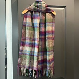 Country Good and Supply 100% wool Scarf